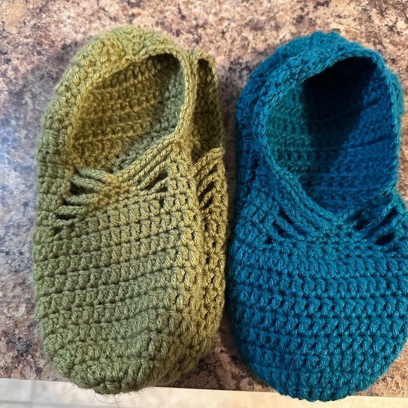 Ballerina style crochet slippers - Picture 2 of 3